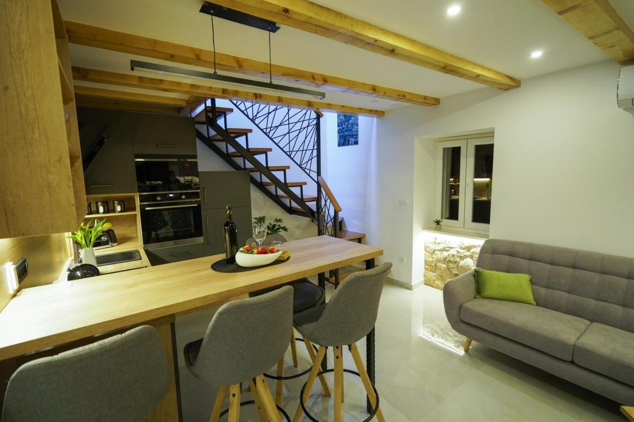 Apartment Ispod Ure Sinj Exterior foto